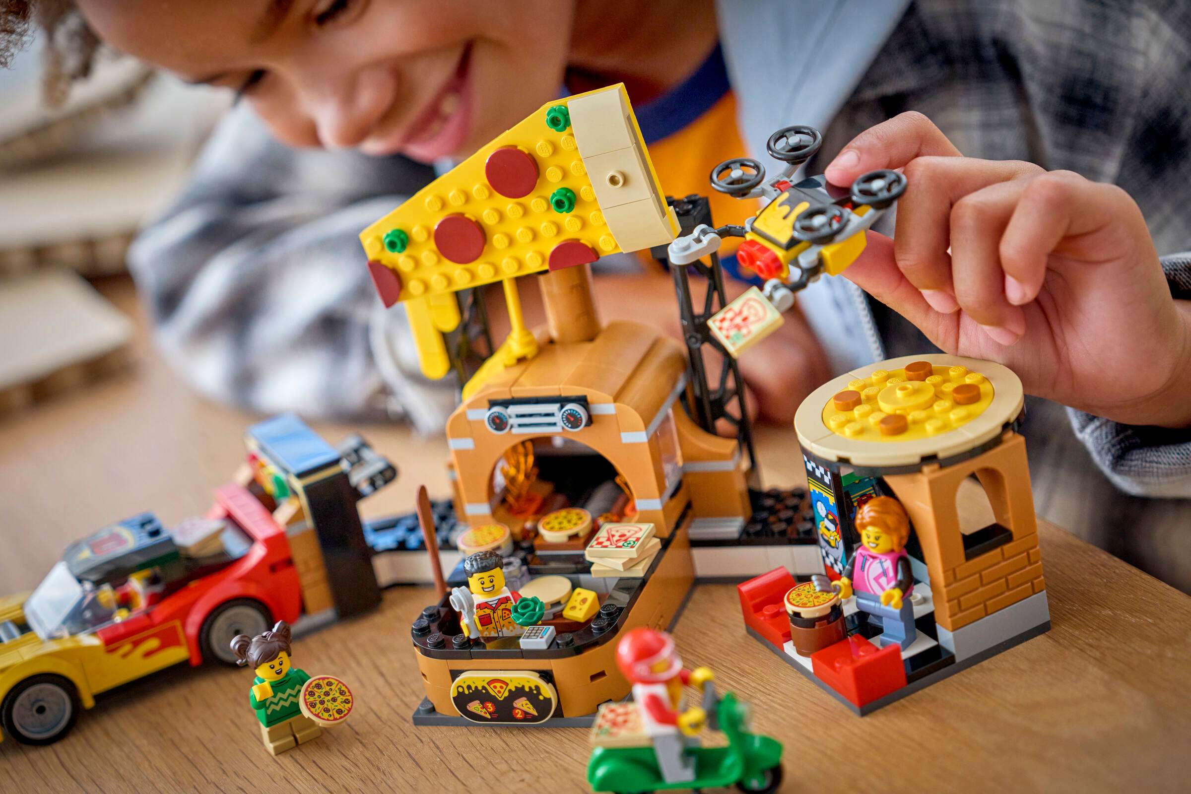 LEGO City Pizza Delivery Experience with Vehicles 60496