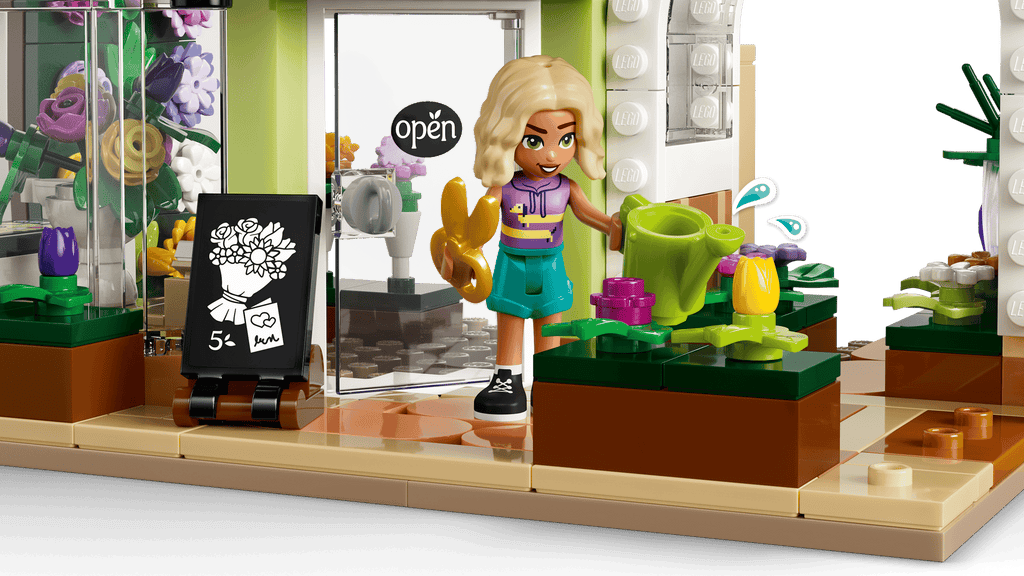 LEGO Friends Creative Flower Shop 42693 detail view