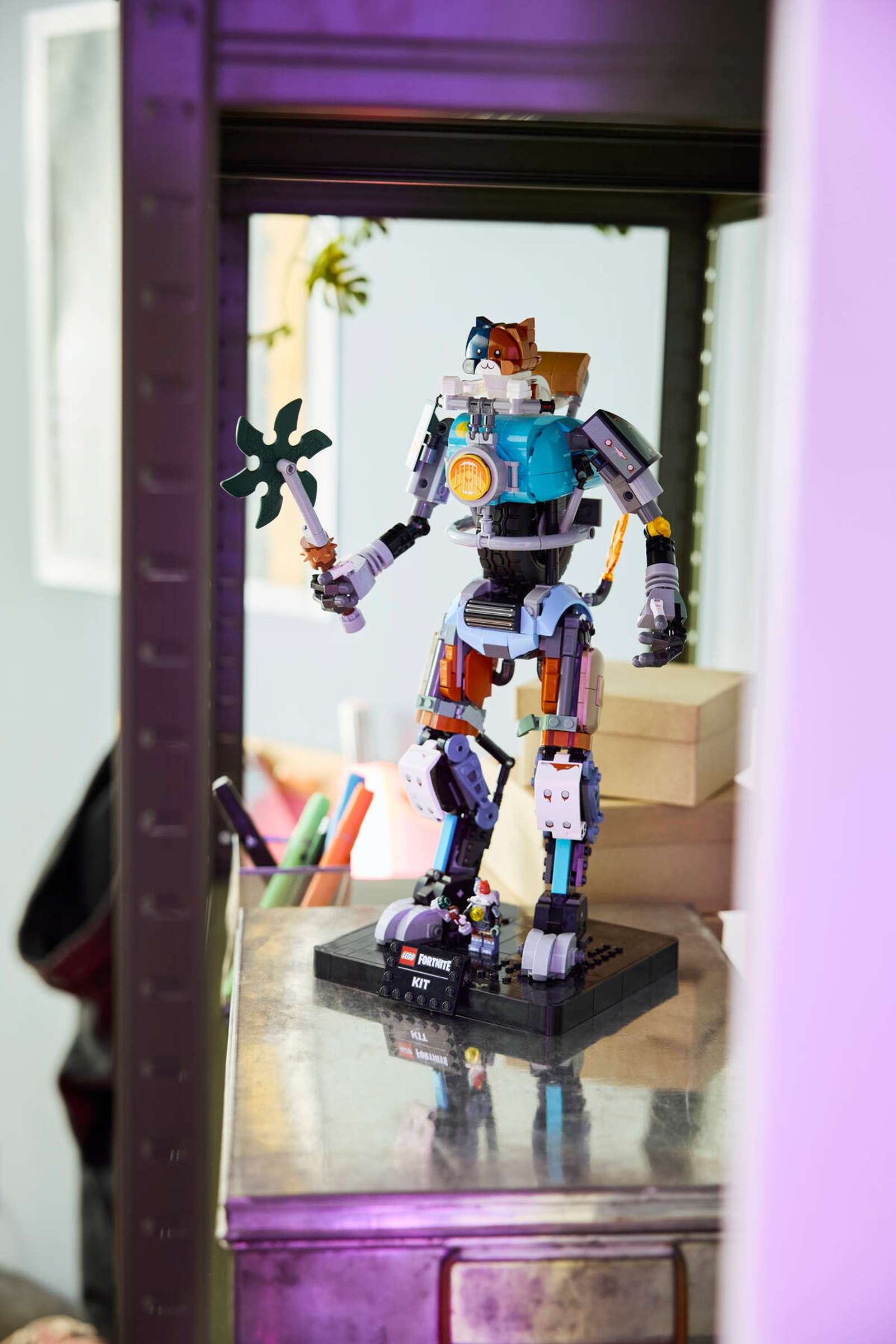 LEGO Fortnite KIT 77081 play scene