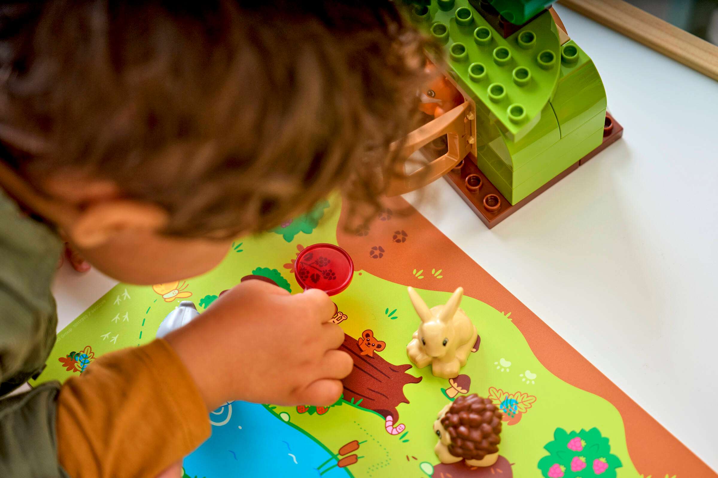 LEGO DUPLO Discovery Forest with Wild Animals play scene