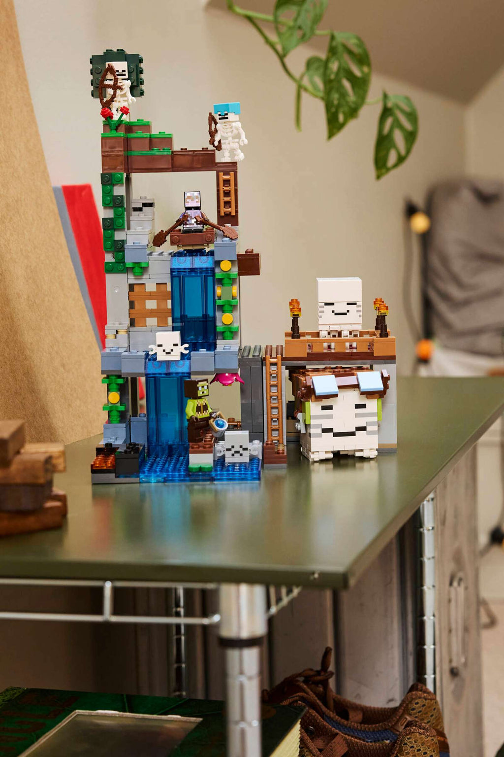 LEGO Minecraft Ghast Station 21597 play scene