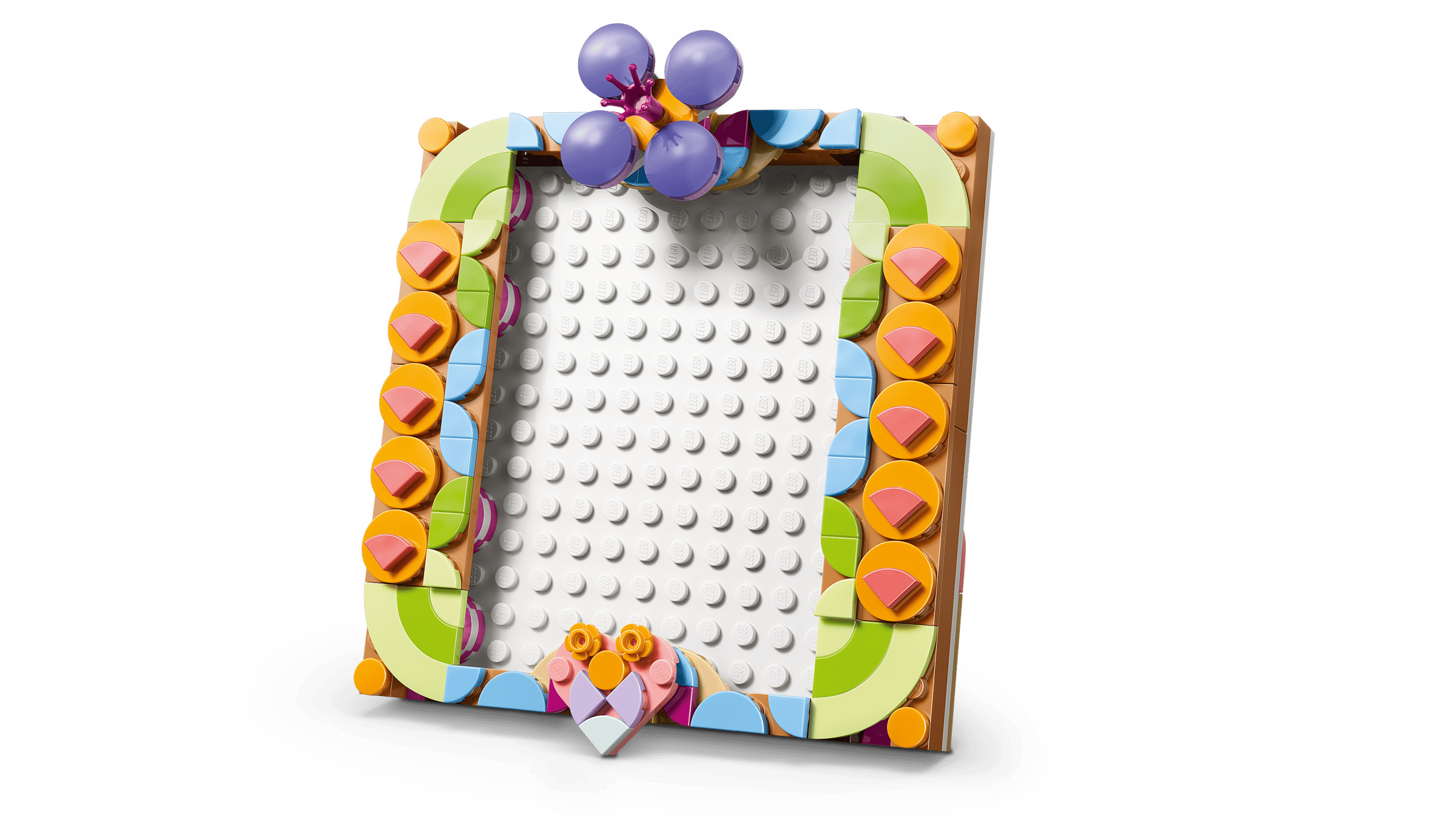 LEGO Creator 3-in-1 Floral Art Decor Painting 31390 detail view