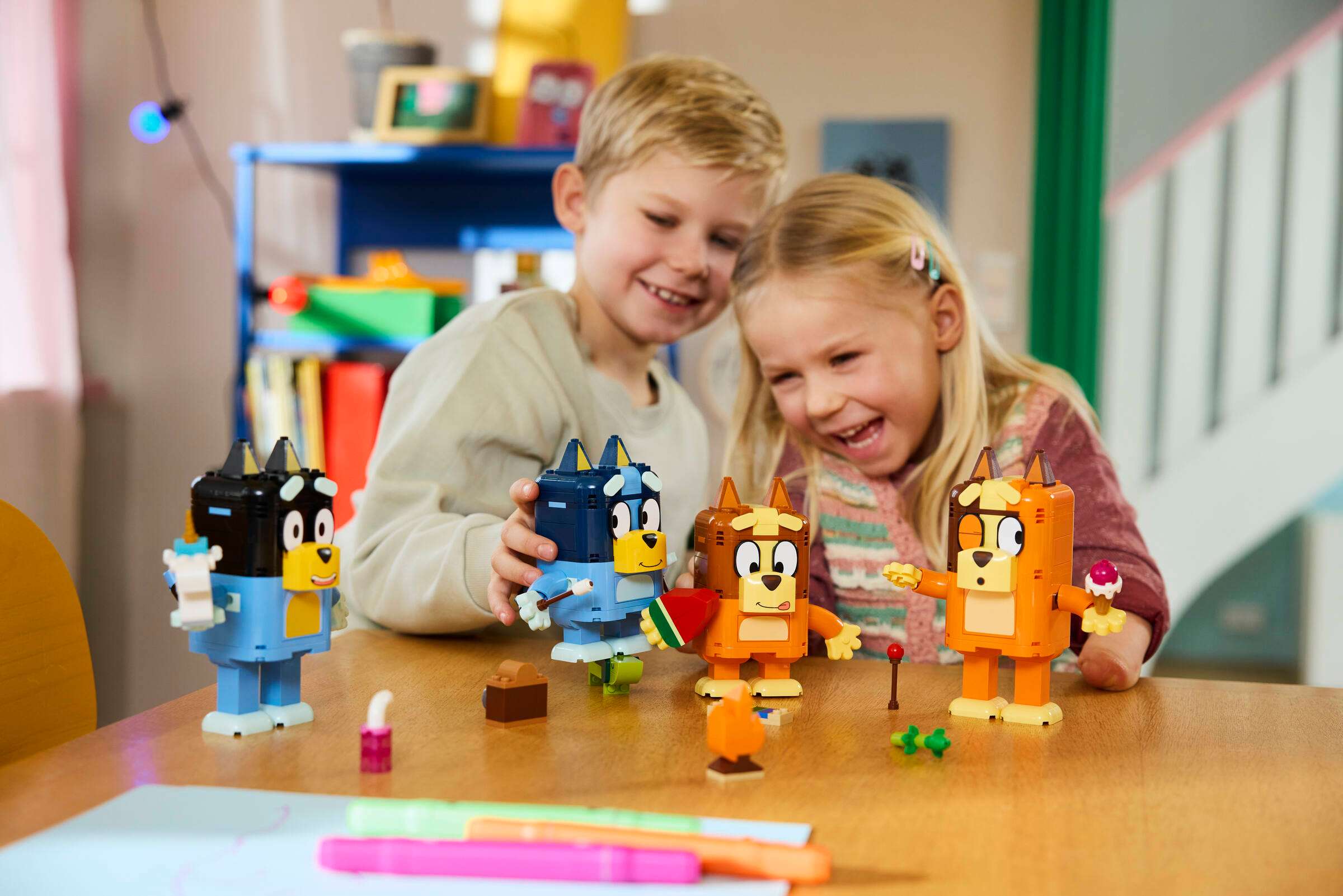 LEGO Bluey Brick-Built Bluey Family play scene