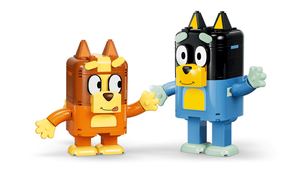 LEGO Bluey Brick-Built Bluey Family detail view