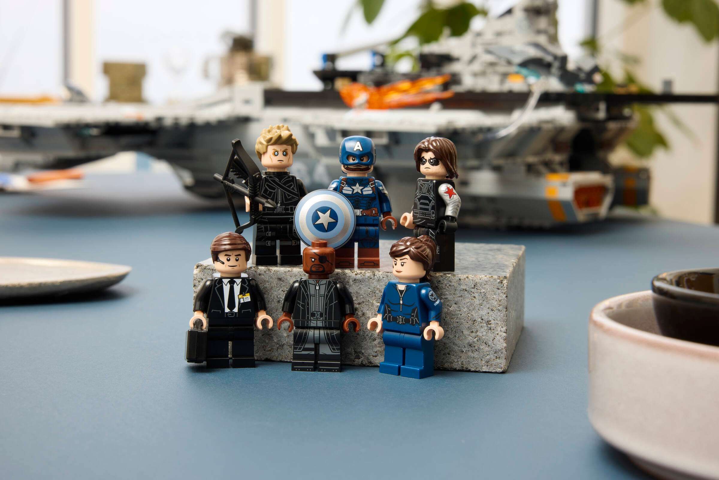 LEGO Marvel S.H.I.E.L.D. Helicarrier 76354 being built