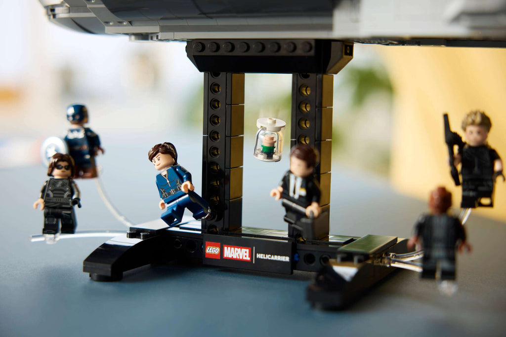 LEGO Marvel S.H.I.E.L.D. Helicarrier 76354 being built