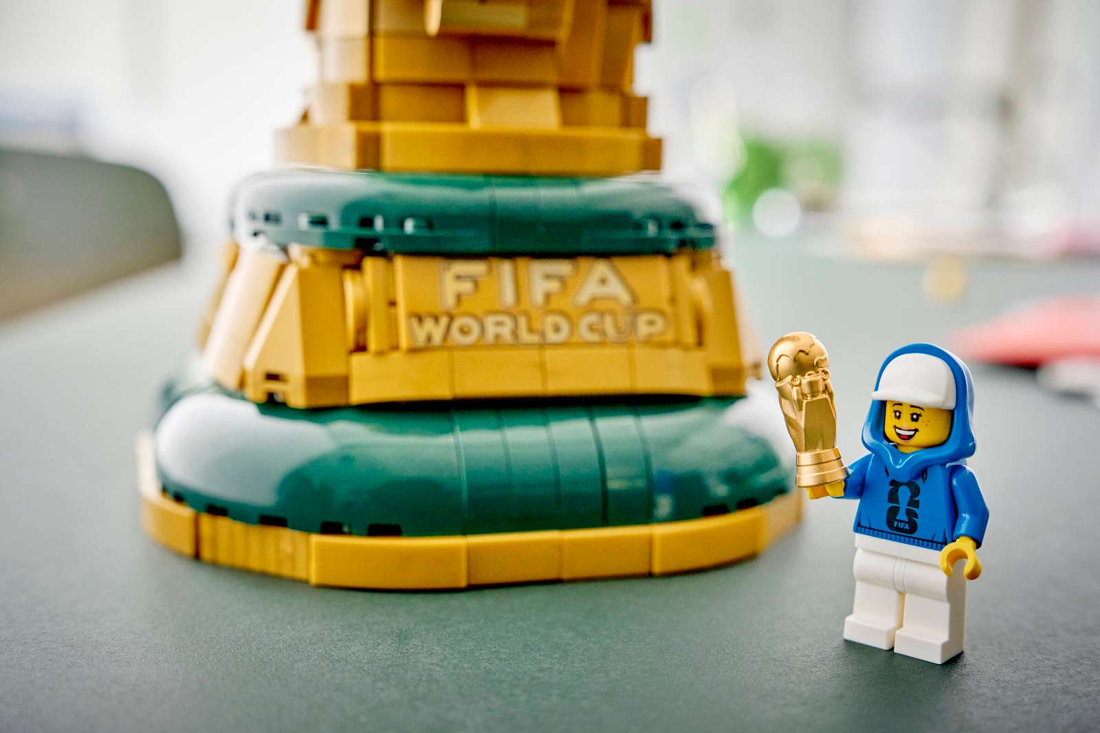 LEGO Editions FIFA World Cup Official Trophy 43020 play scene