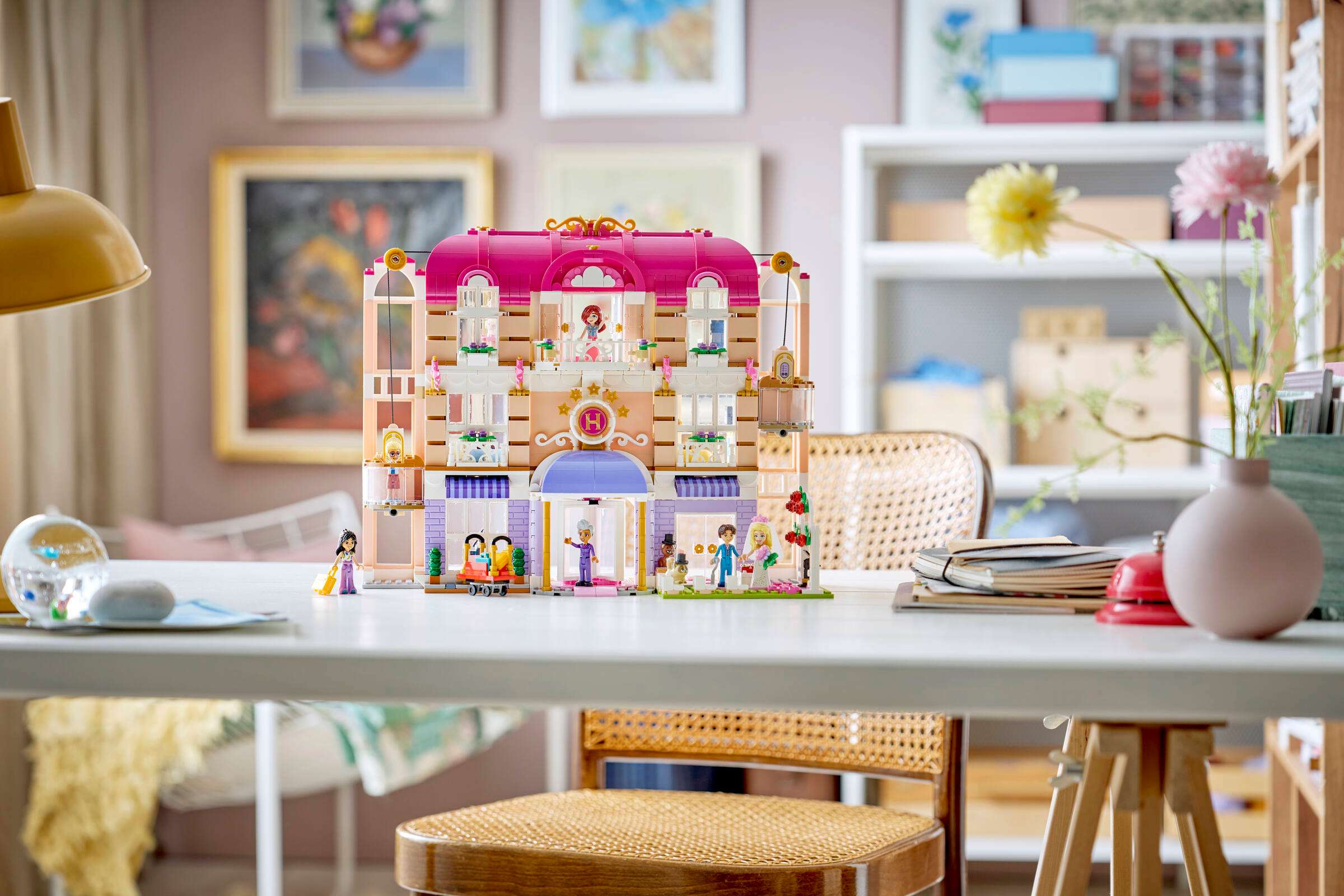 LEGO Friends Heartlake City Grand Hotel 42704