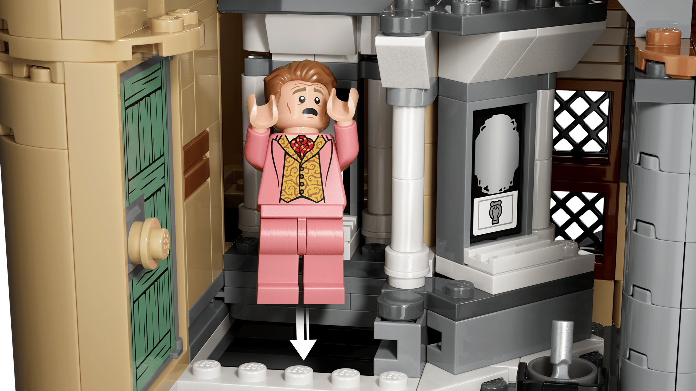 LEGO Harry Potter Hogwarts Castle: East Wing 76473 detail view