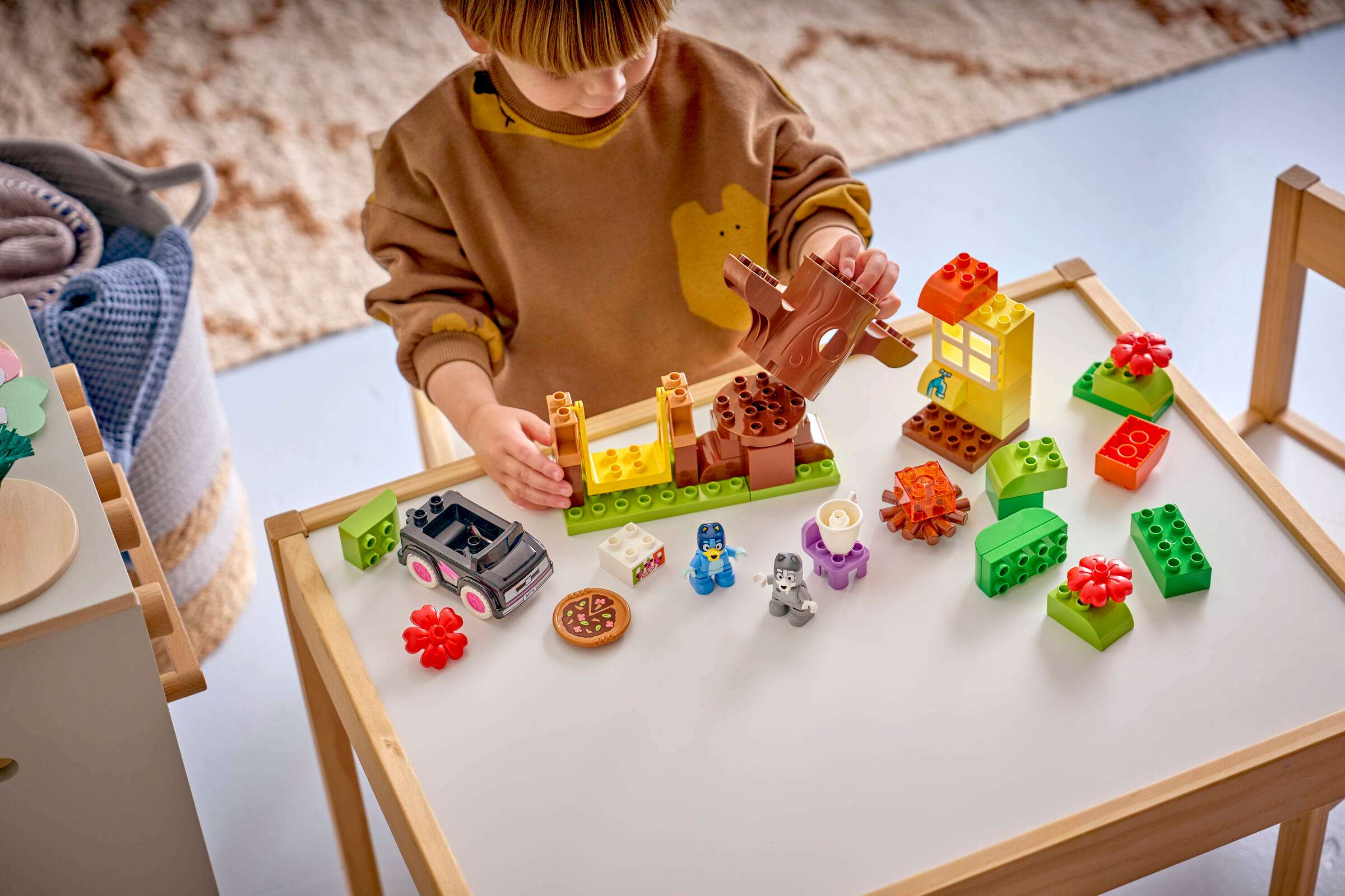 LEGO DUPLO Pizza Girls with Muffin and Bluey being built