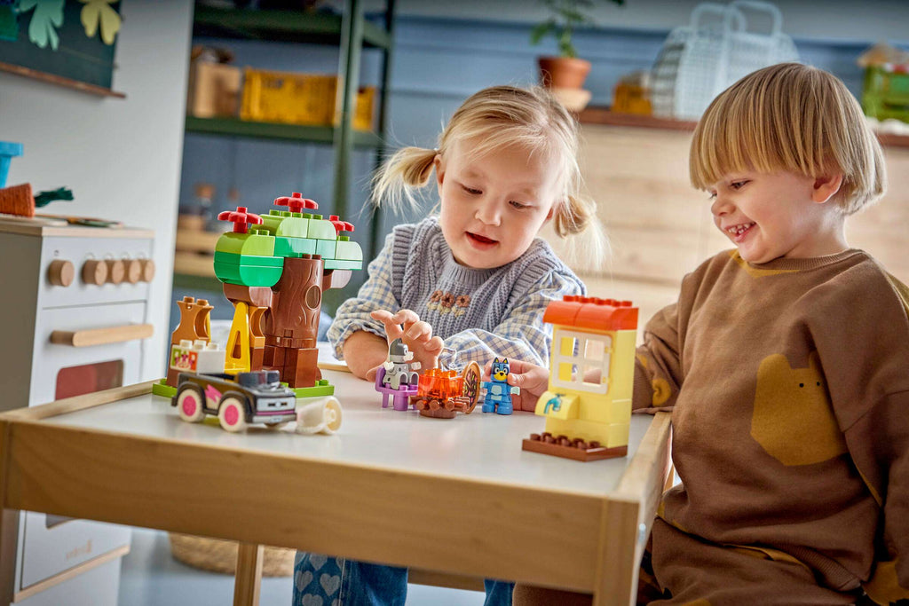 LEGO DUPLO Pizza Girls with Muffin and Bluey play scene