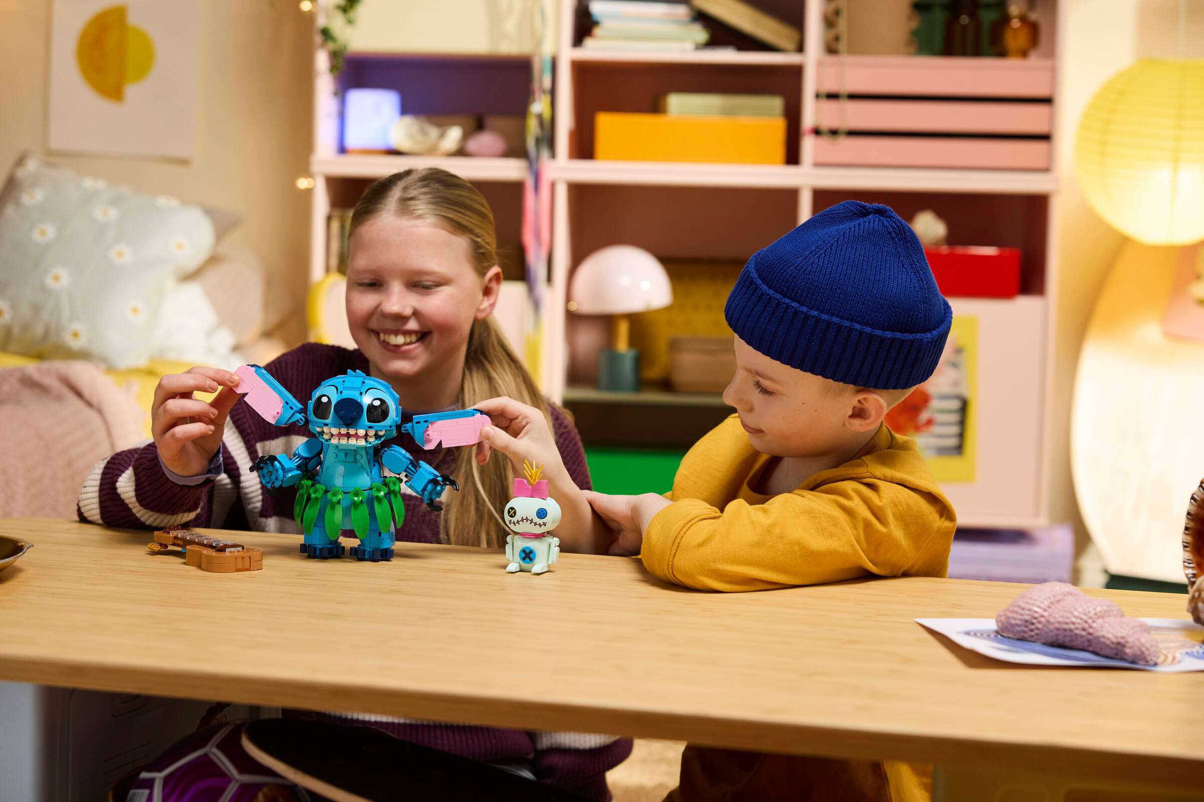 LEGO Disney Stitch & Scrump 43296 play scene