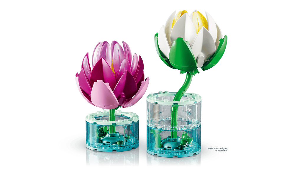 LEGO Botanicals Water Lilies detail view