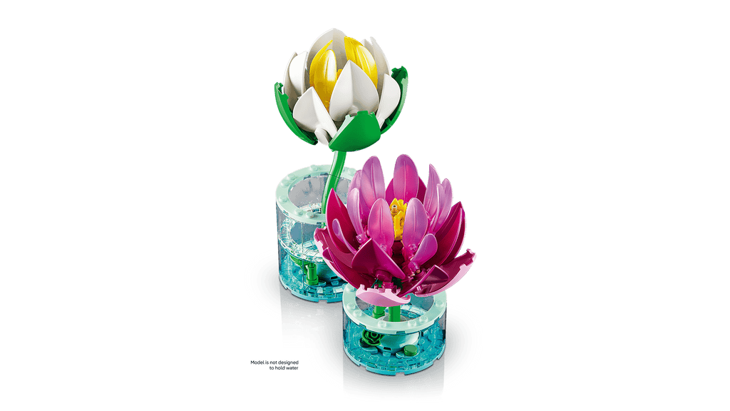 LEGO Botanicals Water Lilies detail view