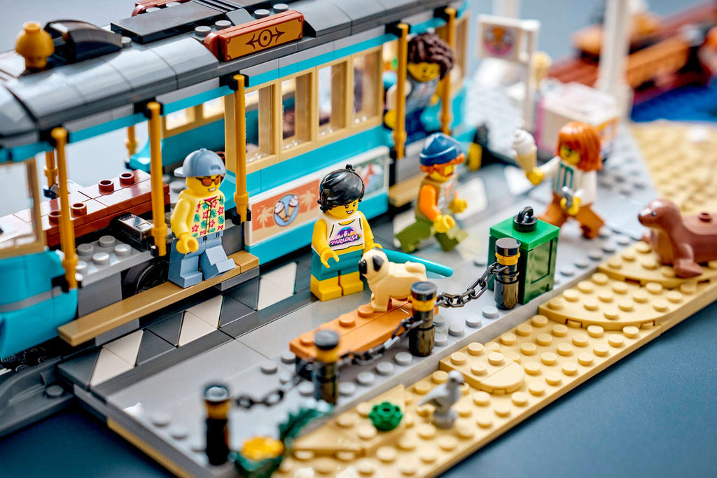 LEGO City Classic Beach Streetcar 60506 play scene