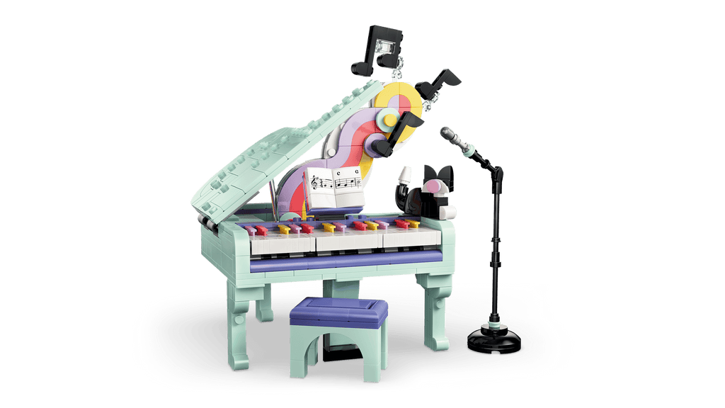 LEGO Creator 3-in-1 Music Decor Piano with Cat 31392 detail view