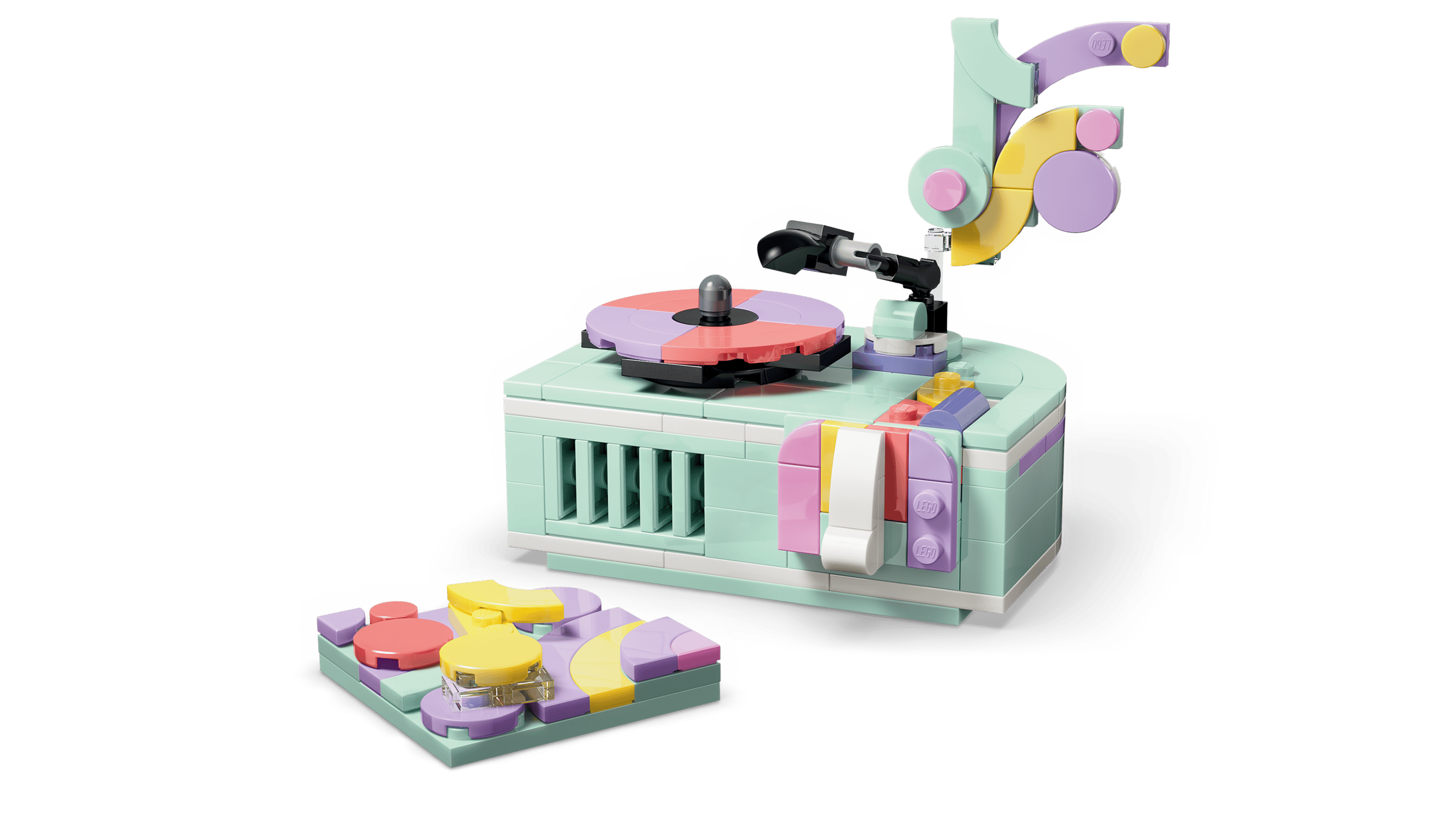 LEGO Creator 3-in-1 Music Decor Piano with Cat 31392 detail view