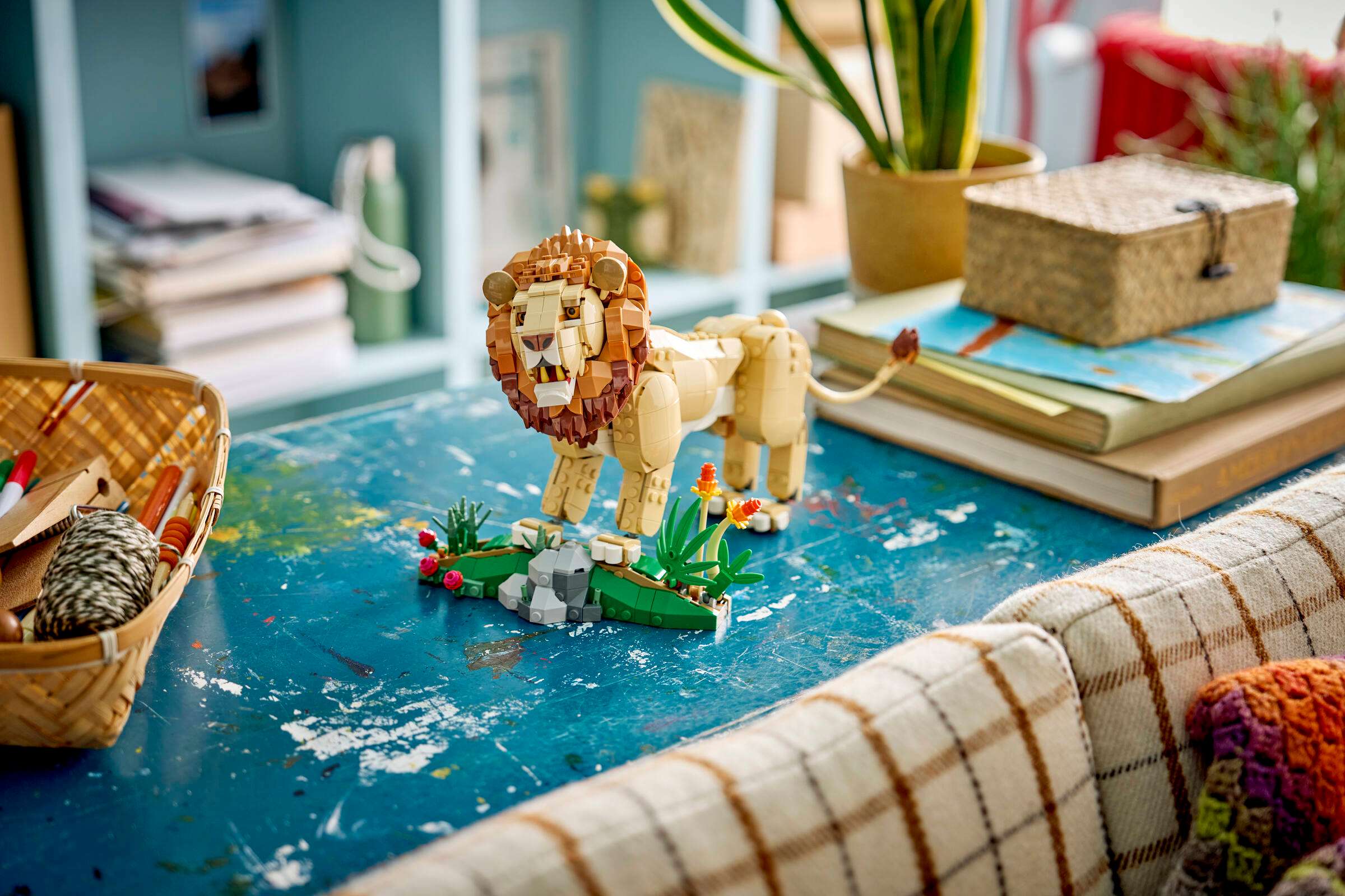 LEGO Creator 3-in-1 Wild Animals: Majestic Lion 31386 on display