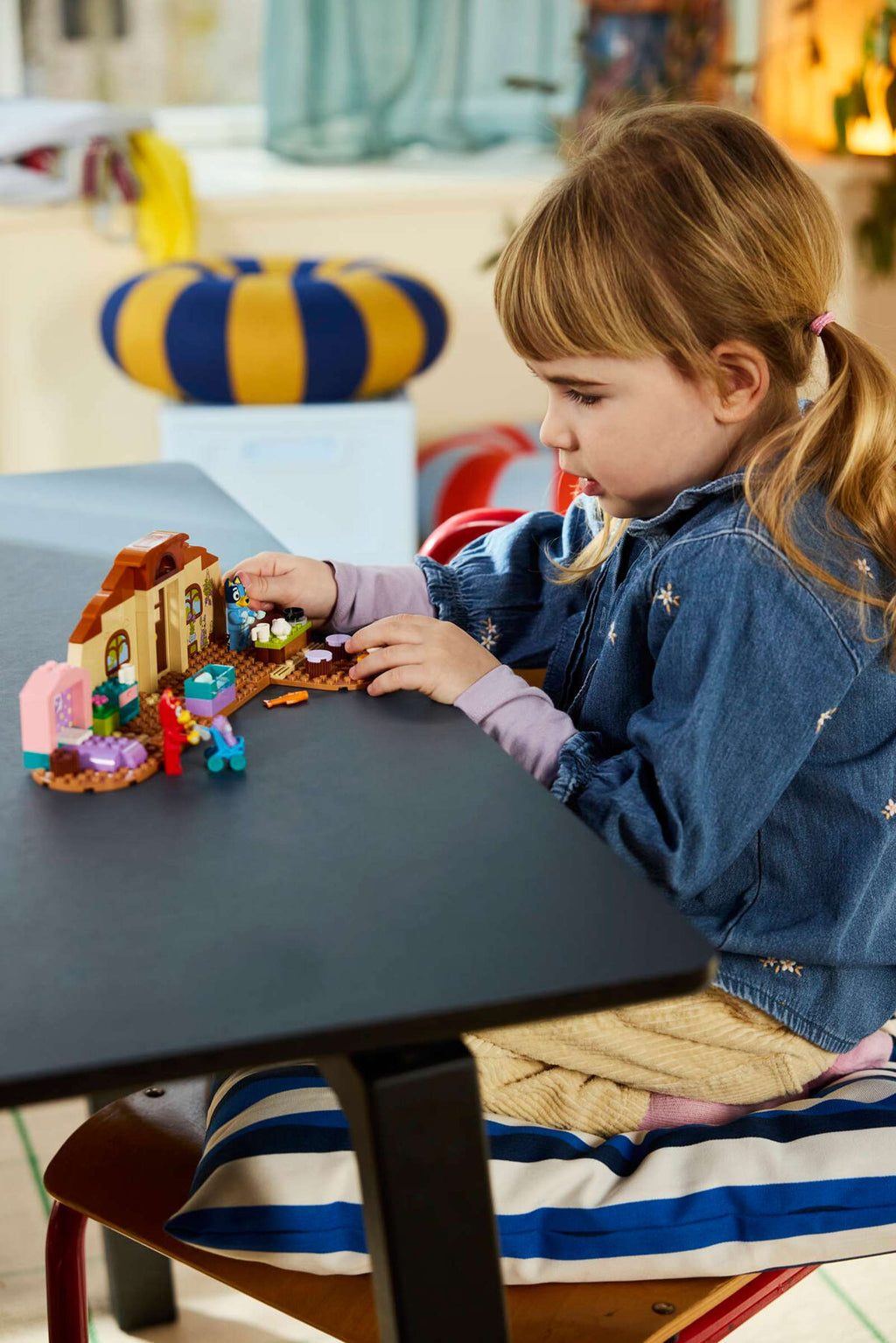LEGO Bluey School with Rusty and Bluey play scene