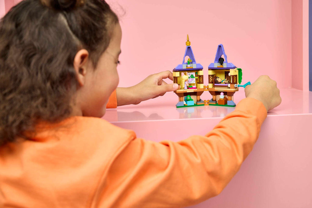 LEGO Disney Rapunzel's Mini Tower 43294 play scene