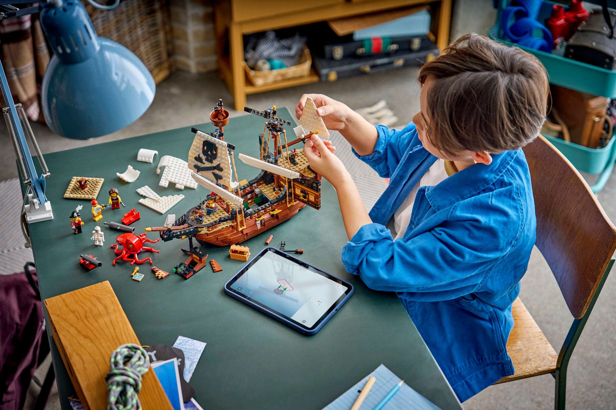 LEGO Creator 3-in-1 Iconic Pirate Ship 31387 being built