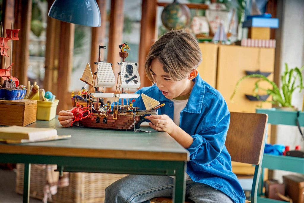 LEGO Creator 3-in-1 Iconic Pirate Ship 31387 play scene