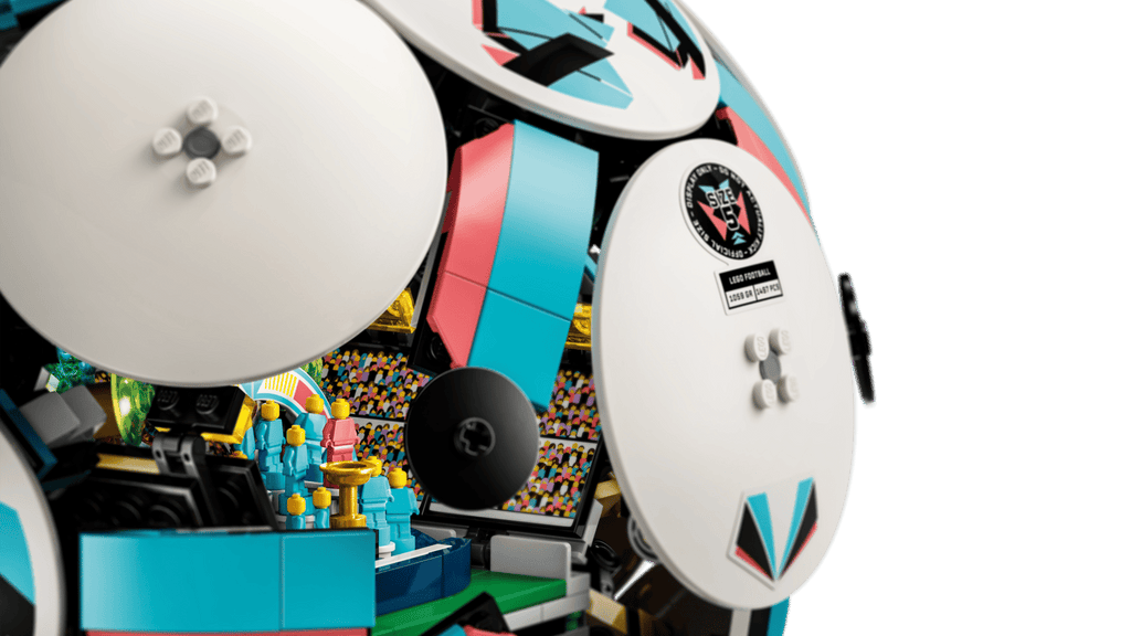 LEGO Editions Football 43019 detail view