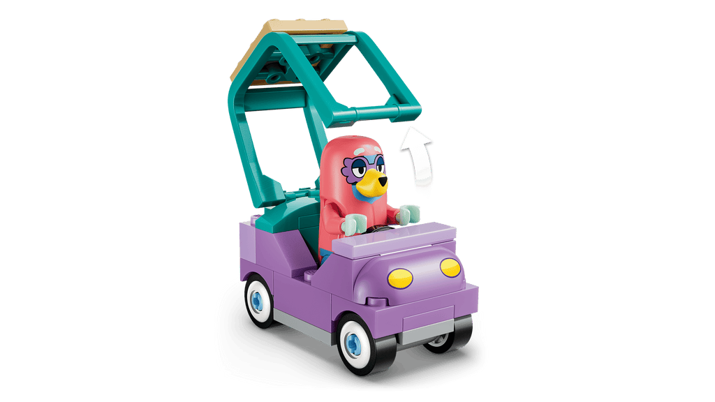 LEGO Bluey Grannies with Bingo and Bluey detail view