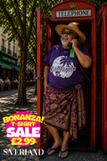 Purple California palm tree graphic t-shirt with retro circular print